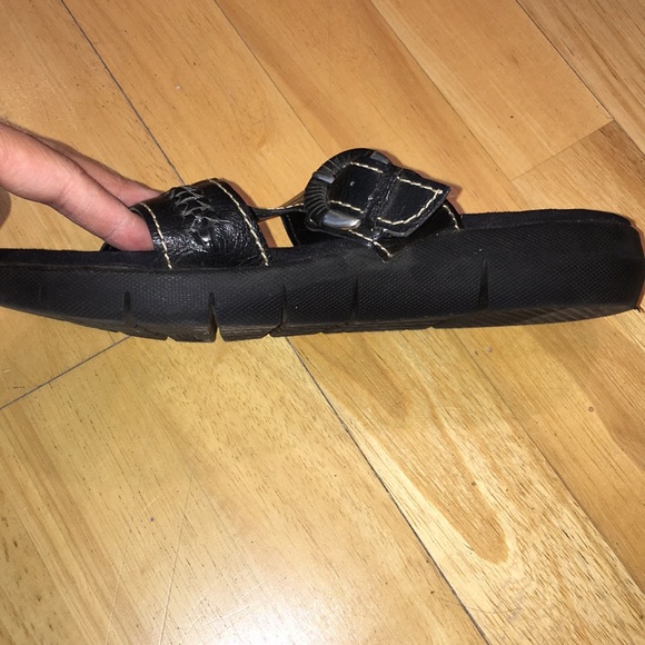 Black sandals with a very low heel 👌👓 - Picture 5 of 5